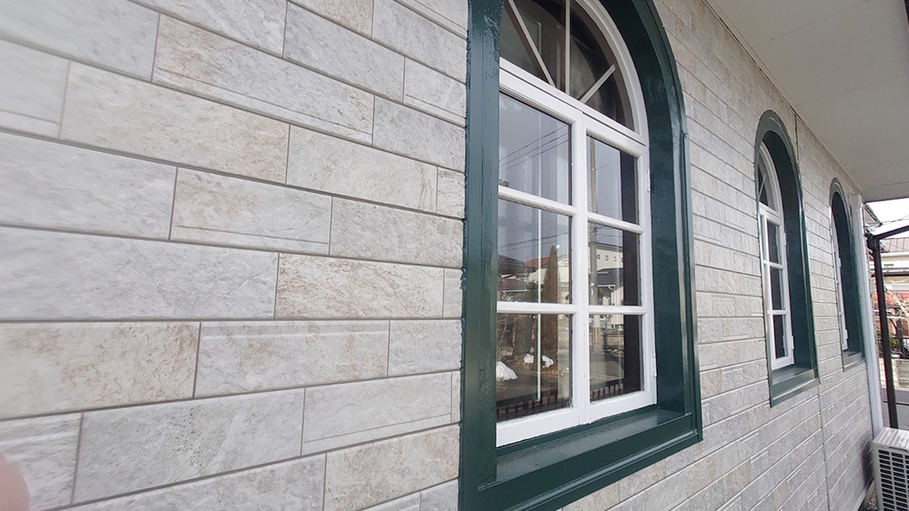 壁リフォーム工事：福島県伊達市の屋根と雨どいの専門店：駒田板金